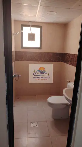 📢 استوديو للإيجار – الراس 1