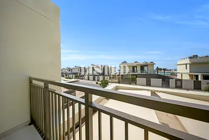 Modern 2BR Townhouse | Ready Now | Falcon Island