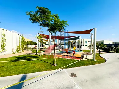 3BR Corner Unit | Ready To Move | Gated Community