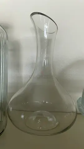 Glass Wine Decanter - Clear, Elegant Shape