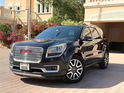 GMC Acadia Denali 2014 - GCC SpecsFull Option Black Low Mileage Excellent Condition