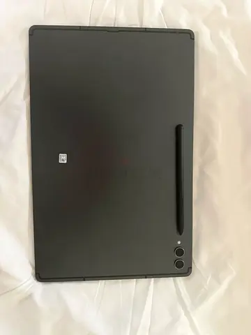 Samsung Galaxy Tab 9 ultra with S Pen - Good Condition with original keyboard case