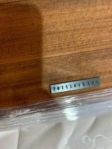 High quality Dining table with bench top quality Pottery barn Brand