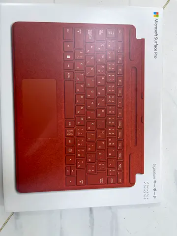 Microsoft Surface Pro Signature Type Cover - Burgundy (New in Box)