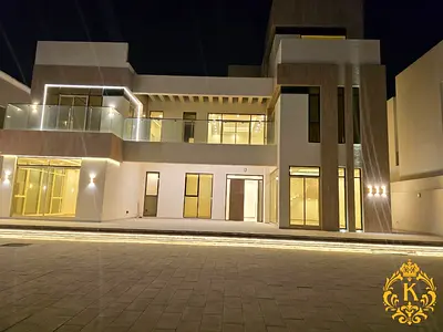 Brand New Villa 8 Master Bedrooms 2 Big Majlies On Prime Location