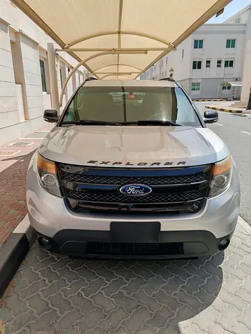 Ford Explorer Sport, Black edition, ecoboost, 2013 GCC | Panoramic Roof | Tesla Screen |