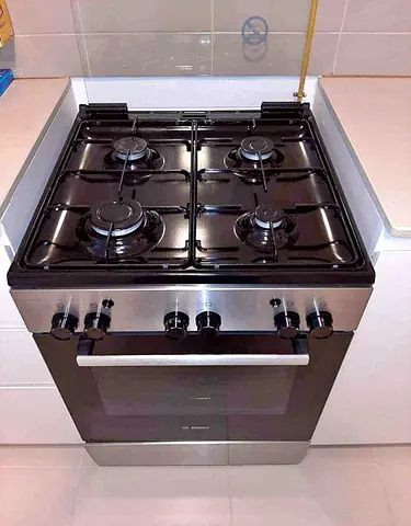 Bosch Free Standing Cooker, Gas Cooker 43.1 kg, Stainless Steel, German Engineering FREE DELEVERY +W