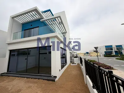 Prime Location | Brand New | Bright