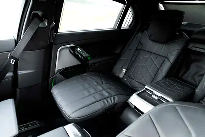 صورة مصغرة 17 لـ 2026 BMW 7-SERIES
