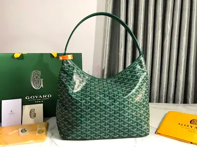 Green Goyard St. Louis Small Shoulder Bag - Good Used Condition