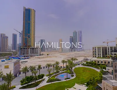 Luxury Apartment | Direct Beach Access | Move-In Ready | Resale