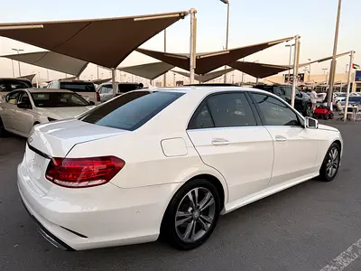 صورة مصغرة 4 لـ 2015 Mercedes-BENZ E-CLASS