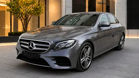 MB E 300 AMG 2019 Full Option No Accident No Paint