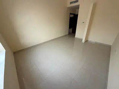 شقة غرفة وصالة للإيجار في النخيل 2 عجمان تاني صف من كورنيش عجمان بناية جديدة بتشطيبات راقية
