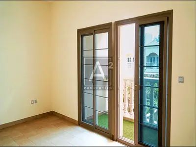 Spacious Townhouse | Large Garden