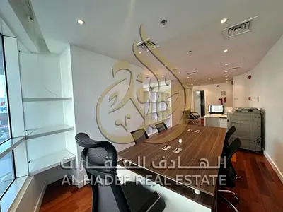 إليك إعلان تجاري بطول يقارب 500 حرف لمكتب مفروش في القصباء:  للإيجار في الشارقة – منطقة القصباء مكتب مفروش جاهز للعمل بمساحة 750 قدم مربع، يتميز بموقع