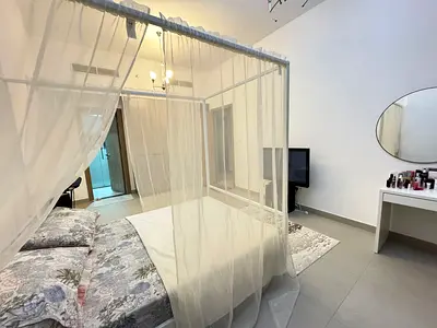 Spacious and Stylish II Elegant Living II Bright and Airy II Prime Location