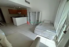 Vacant Mid May | High Floor | Unfurnished