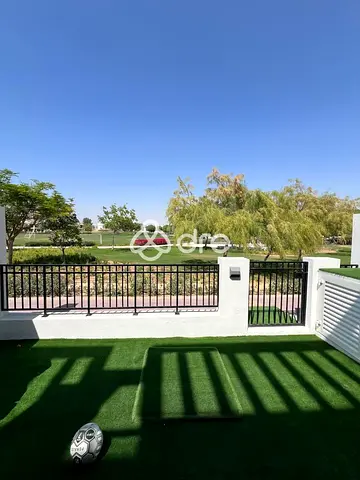 Park Facing Unit | Spacious | Private Garden