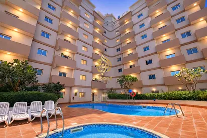 Book Now ! Luxury Apartment | Bright And Elegant | Huge Balcony