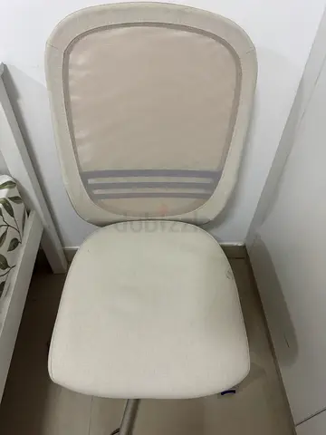 Ikea Light beige mesh-back office chair — good condition