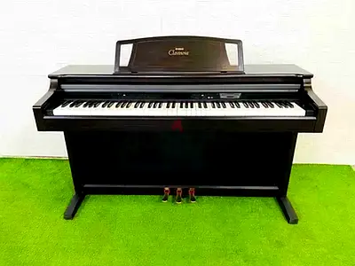 Yamaha Clavinova CLP711 Piano. Japan made in perfect working. Cash on delivery with warranty.