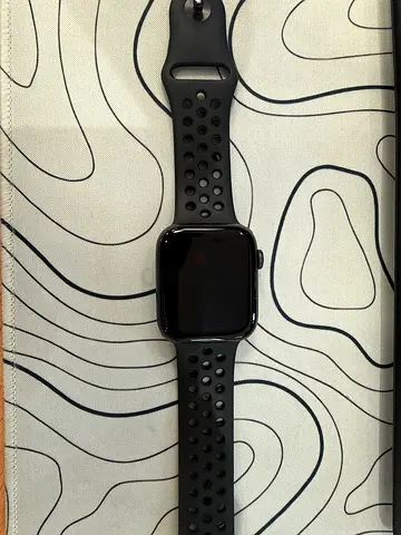 Apple Watch (series 6) nike edition 44m, with black sport perforated original band - good condition
