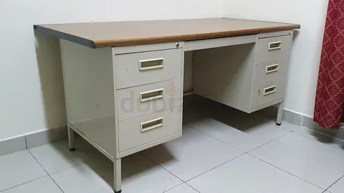 Study table/Office table