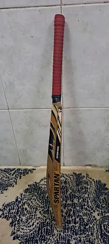 Cricket bat