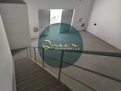 شبرة جديدة أول ساكن للإيجار في الجرف الصناعية عجمان موقع استراتيجي على شارع رئيسي