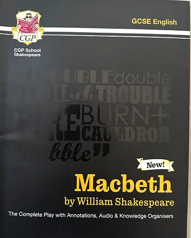 Macbeth by William Shakespeare - CGP GCSE Edition (Complete Play with Annotations  Audio)