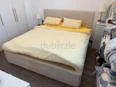 King Bed with Headboard and Mattress in Good Condition