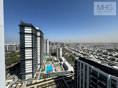 شقة بغرفتي نوم | برج بارك هورايزون 2 | شرفة | إطلالات على المدينة والمنتزه