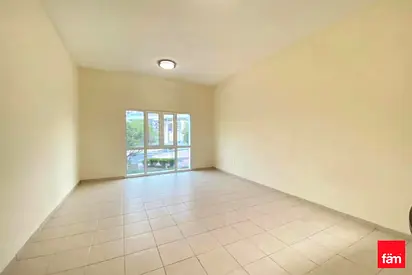 Near Metro I Vacant I Multiple Cheques