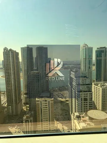 🔥🌊 عيش الرفاهية في المجاز 3 – إطلالة مفتوحة تخطف الأنفاس! 📍 موقع مميز جداً في المجاز 3 بالقرب من الكورنيش وجميع الخدمات ✨ شقة بإطلالة بانورامية مذه