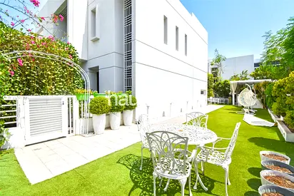 Corner Plot | Great Location | Well Maintained