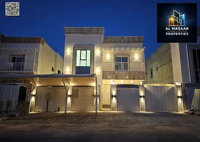 5 master bedrooms, including electricity, water, and air conditioning, custom finishing.