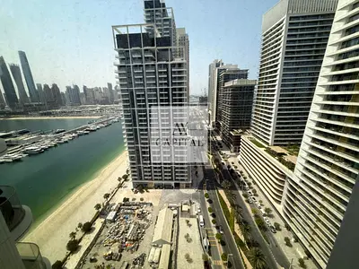 Modern 1BR | Prime Location | Emaar Beachfront