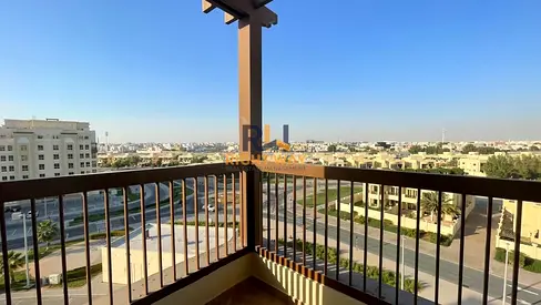 Luxury Apartment / Big kitchen / Maid room