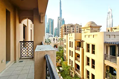 Chiller Free | Stunning Views | Great Location