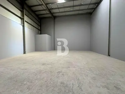 EASY ACCESS |WELL MAINTAINED |PERFECT FOR STORAGE