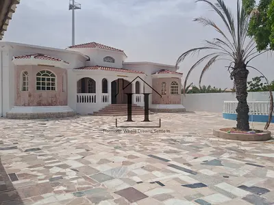 Staff Accommodation OK l FEWA Connected l 3 Buildings l 2 kitchens l Pool l Private l Big Rooms l Spacious Plot l Easy Location