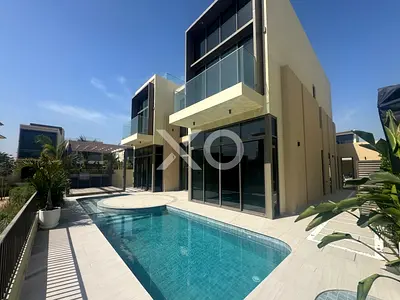 PRIVATE POOL | CORNER VILLA | GREENBELT