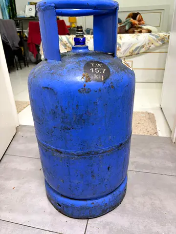 Gas cylinder for sale near national hospital on electra Street
