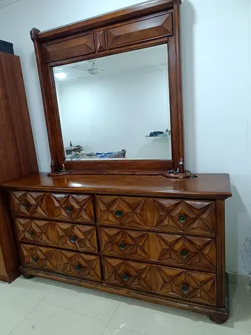 Wooden 6-Drawer Dresser with Large Mirror - Classic Carved Design
