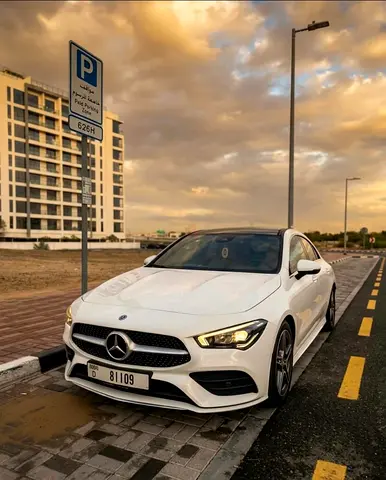 Mercedes Benz CLA 250