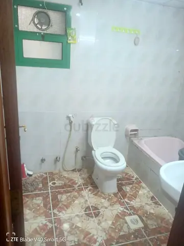 Family room for rent 1250 indian or ladies