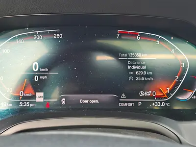 BMW 3 Series 330i, миниатюра 12
