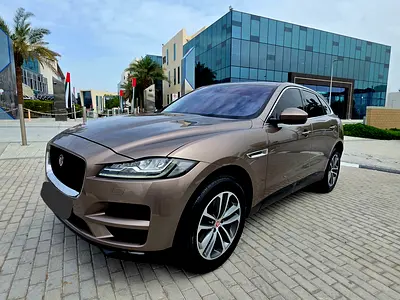Jaguar F-Pace 35T Prestige 2017 - GCC Specs, Brilliant Condition