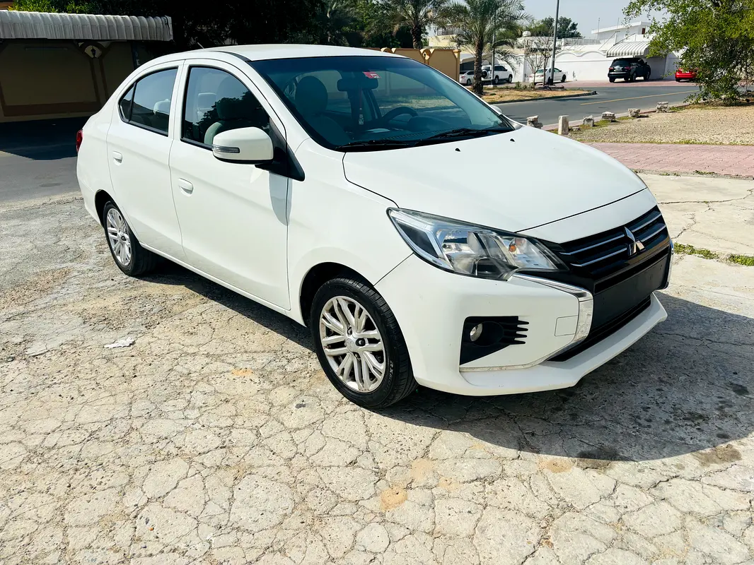 Mitsubishi Attrage 2022 — photo 1 of 13